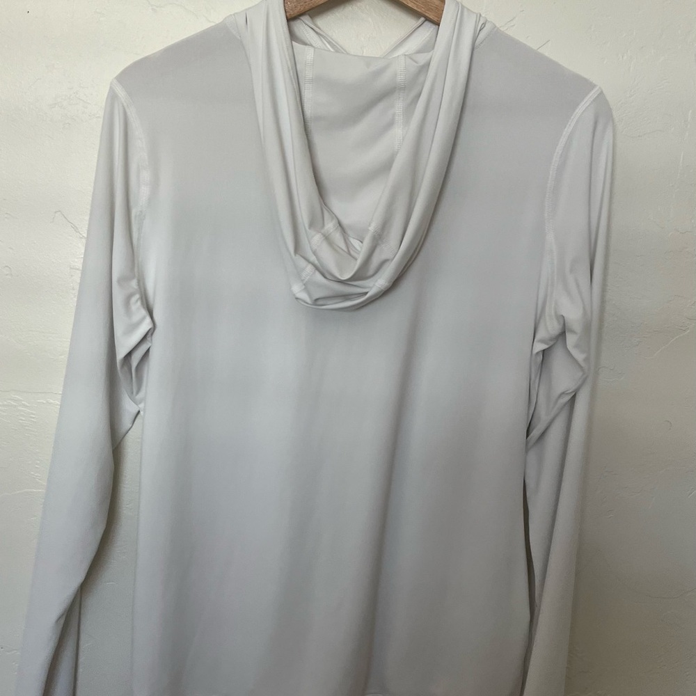 Mountain Hardwear Crater Lake long sleeve lightweight hoodie/sun shirt - Picture 6 of 11